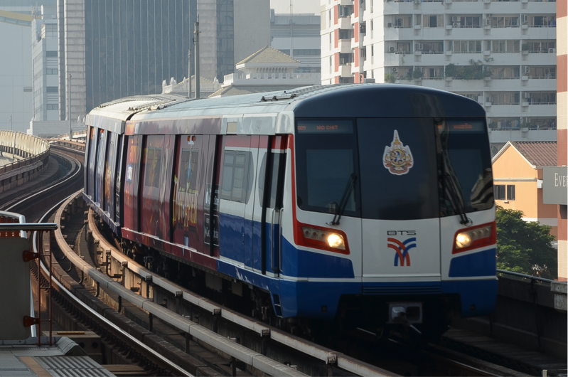 BTS Skytrain Silom Line Nearby Attractions